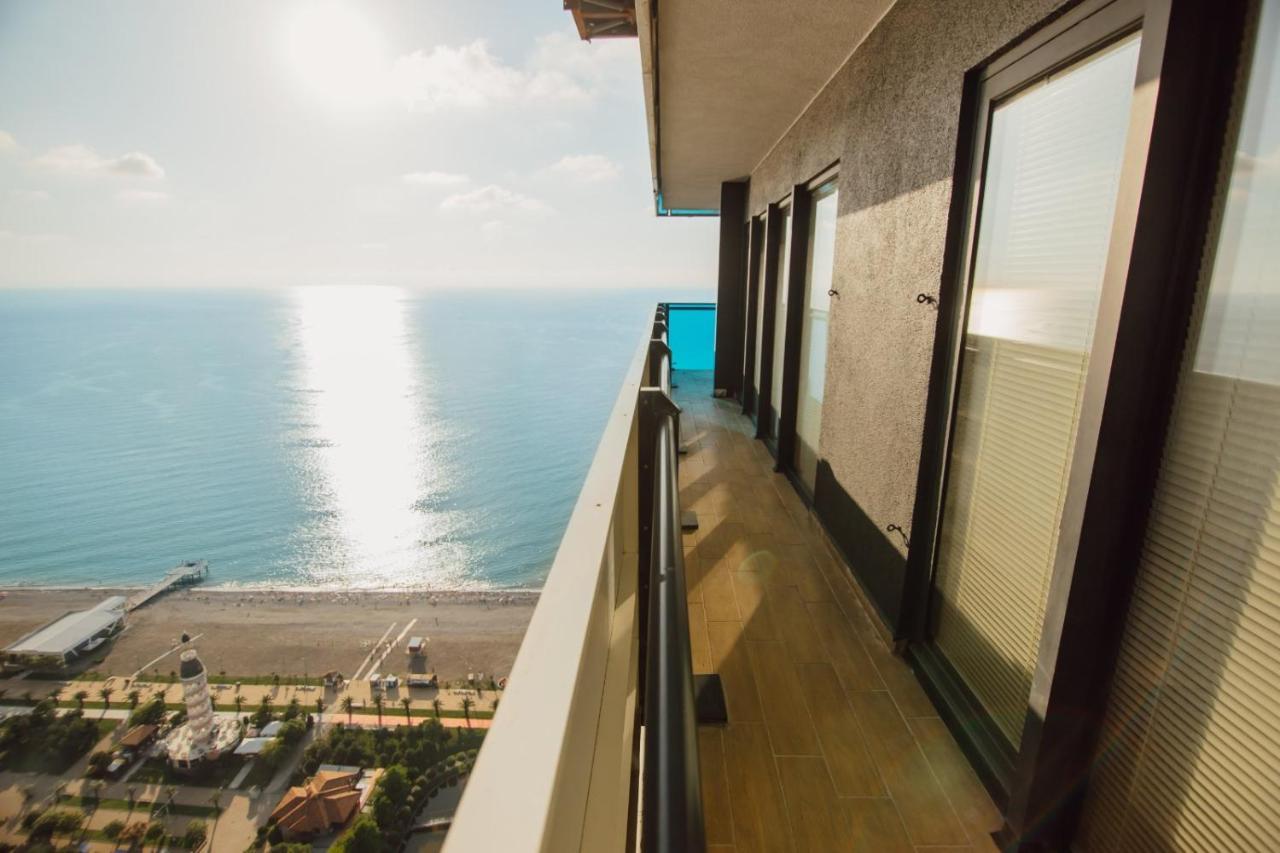 Orbi City Towers Batumi Exterior foto