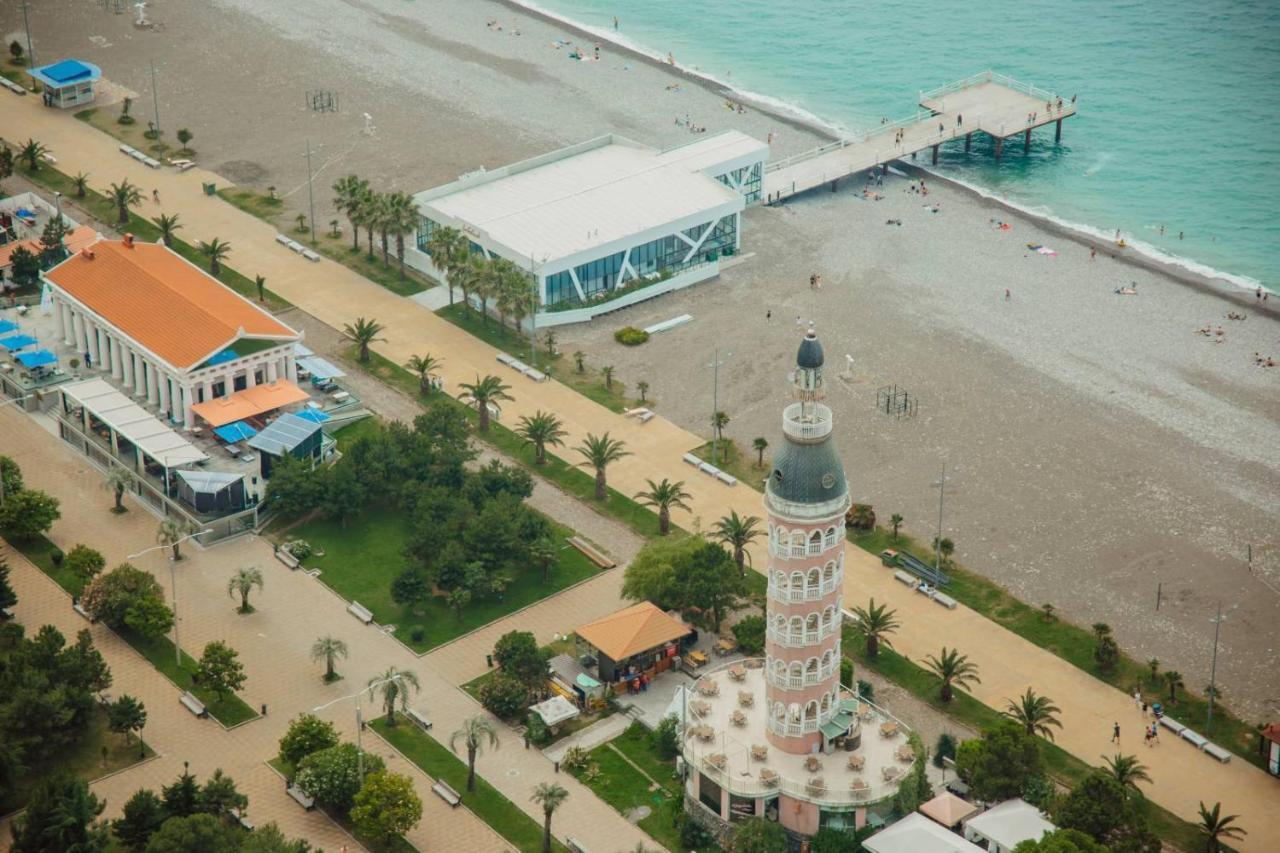 Orbi City Towers Batumi Exterior foto